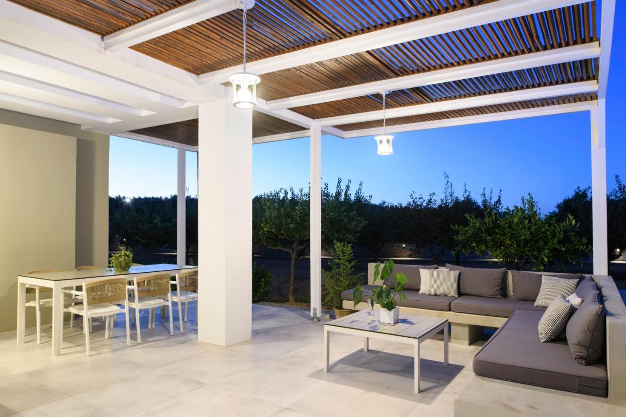 Villa Periklis Adelianos Kampos Exterior photo