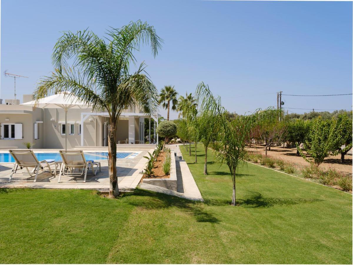 Villa Periklis Adelianos Kampos Exterior photo